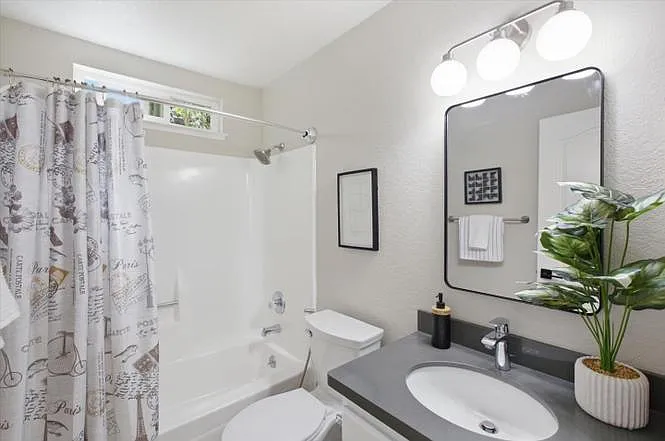 577 E Taylor Ave #C — Photo 9