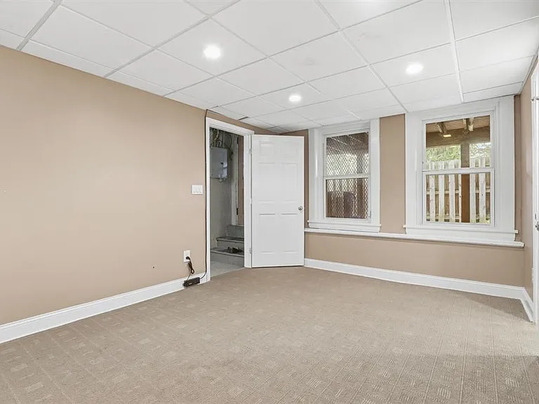 5 Ellsworth Ter #1 — Photo 20