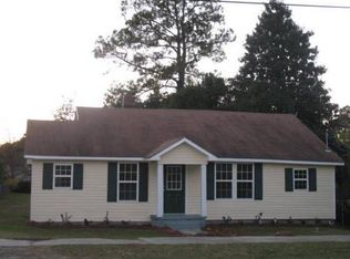 285 N Lanier St, Lyons, GA 30436