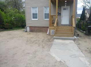 104 Cedar St #1, Springfield, MA 01105