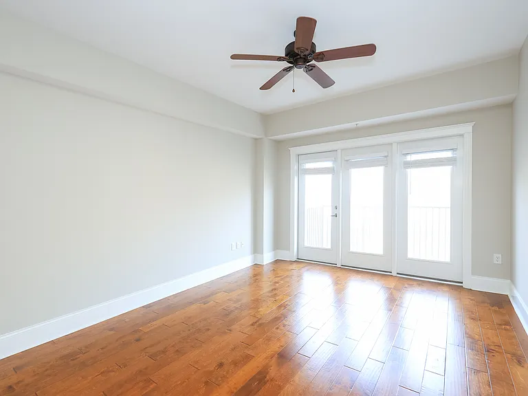 222 Glenwood Ave #410 — Photo 10
