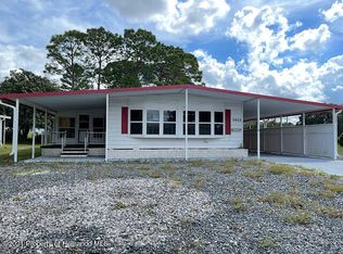7632 Dinsmore St, Brooksville, FL 34613