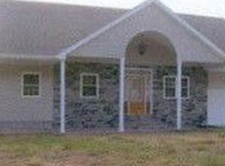 5586 Broad Run Rd, Letart, WV 25253