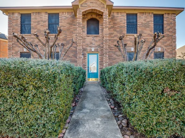 317 Trees Dr, Cedar Hill, TX 75104
