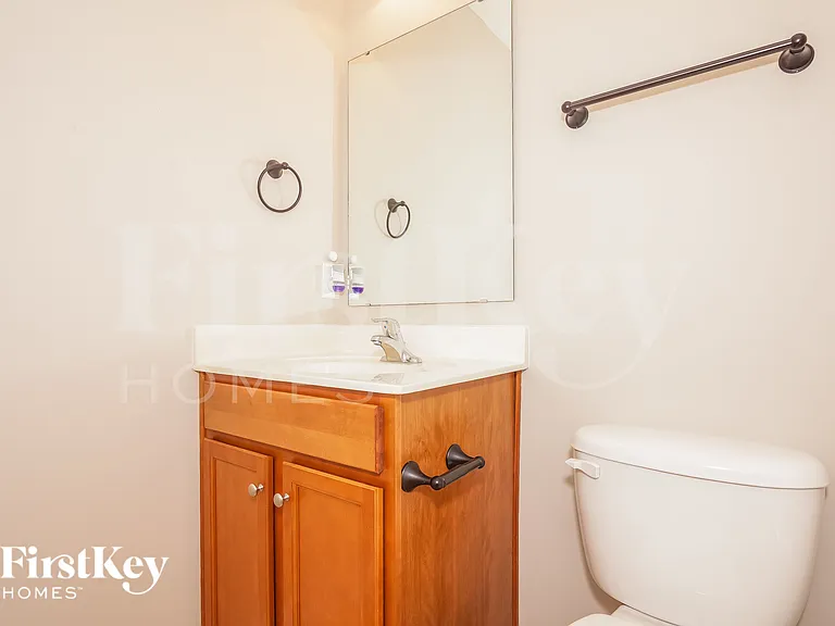 19017 Park Terrace Ln — Photo 15
