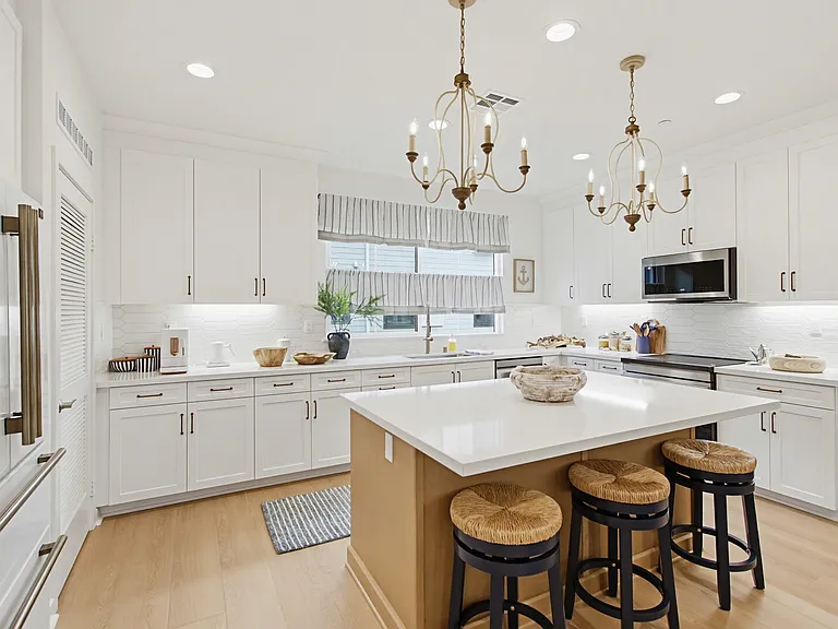Delphinium Ln — Photo 19