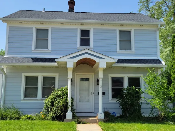 5530 Marboro Dr, Racine, WI 53406