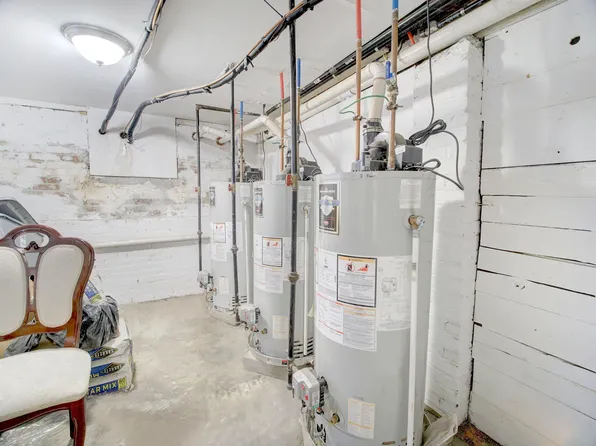 224 Freeman Avenue image 25 of 26