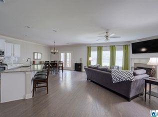 7143 Oak Crescent Ln, Gardendale, AL 35071