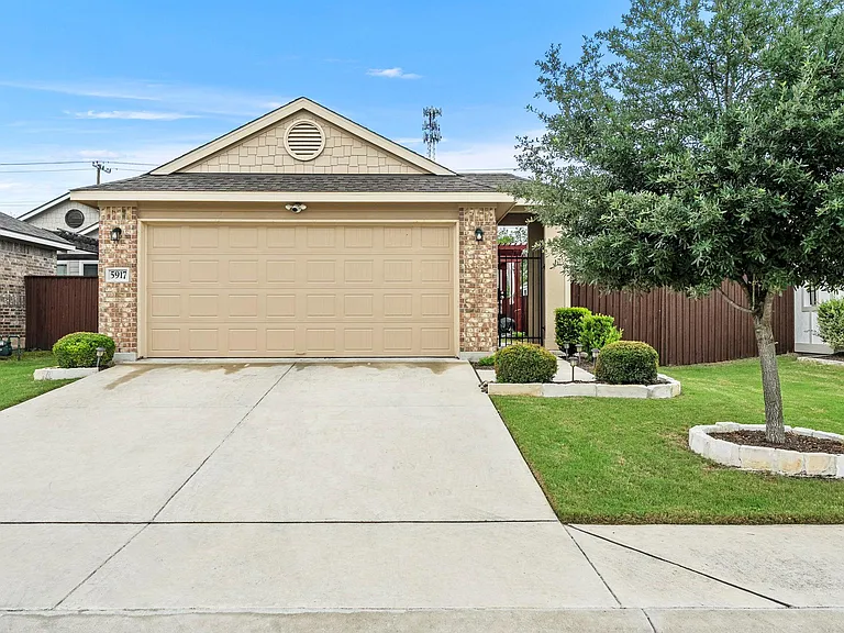 5917 Principale Dr — Photo 1