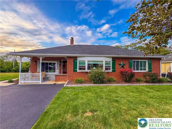 3319 Aberdeen Cir S, Allentown, PA 18104
