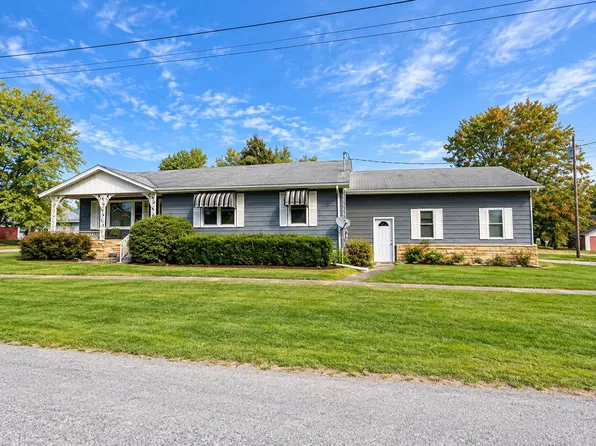 801 E Harrison St, Herrin, IL 62948