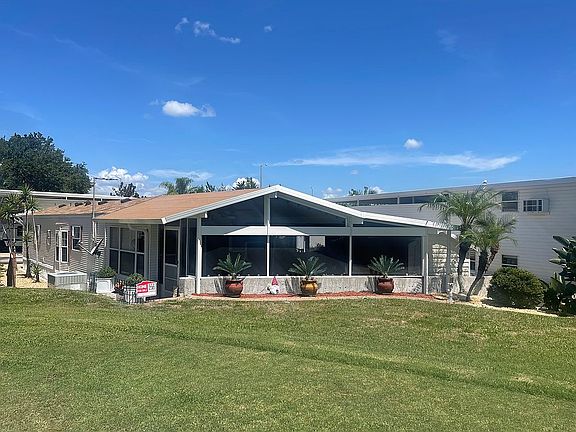 2nd image of 802 Saint George Dr