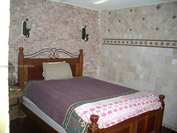 4th image of 10900 SW 104th St APT 324