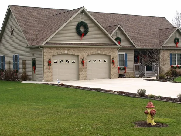 7751 Buttonwood Ln, Ashtabula, OH 44004