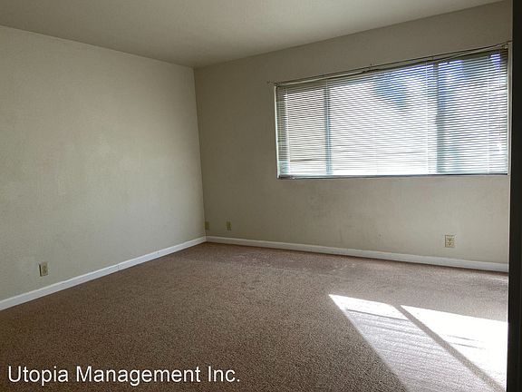 3rd image of 482 Bartlett Ave APT 6