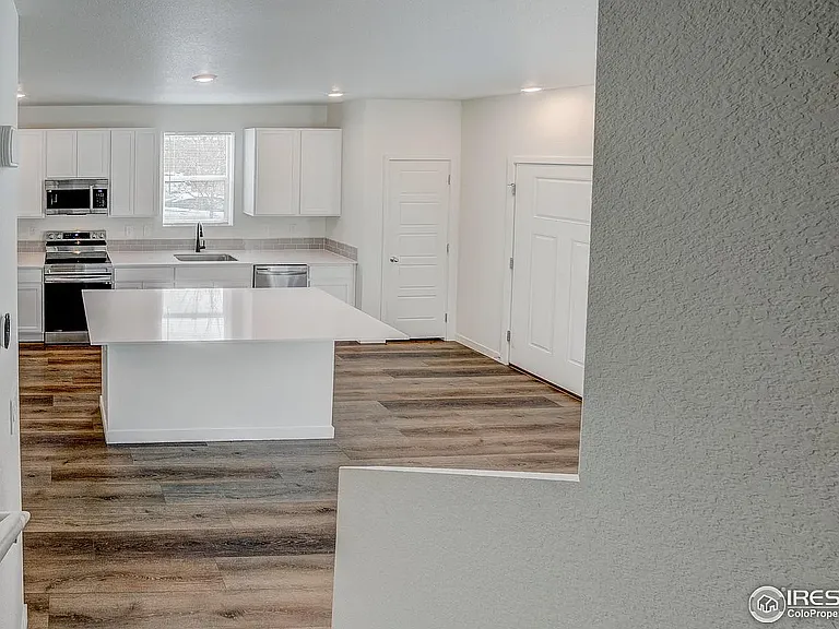 281 Cardinal St — Photo 16