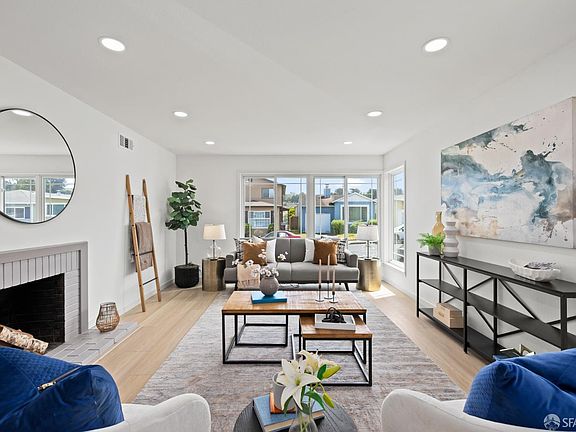 3rd image of 88 Eastwood Ave