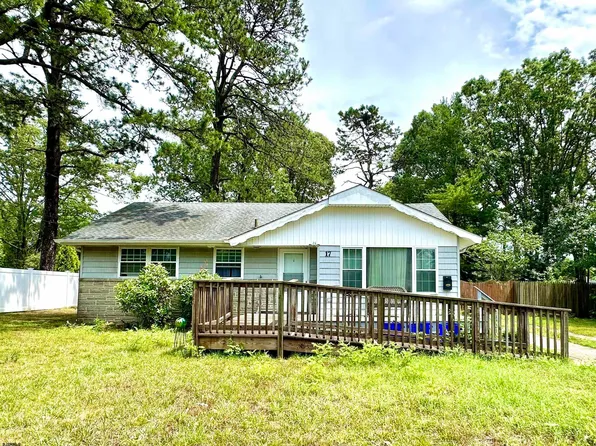 17 Osborne Rd, Somers Point, NJ 08244
