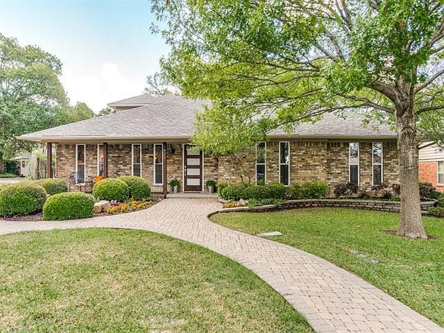 1st image of 426 Brook Glen Dr