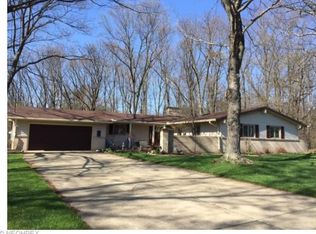 8627 Forest Hill Dr NE, Warren, OH