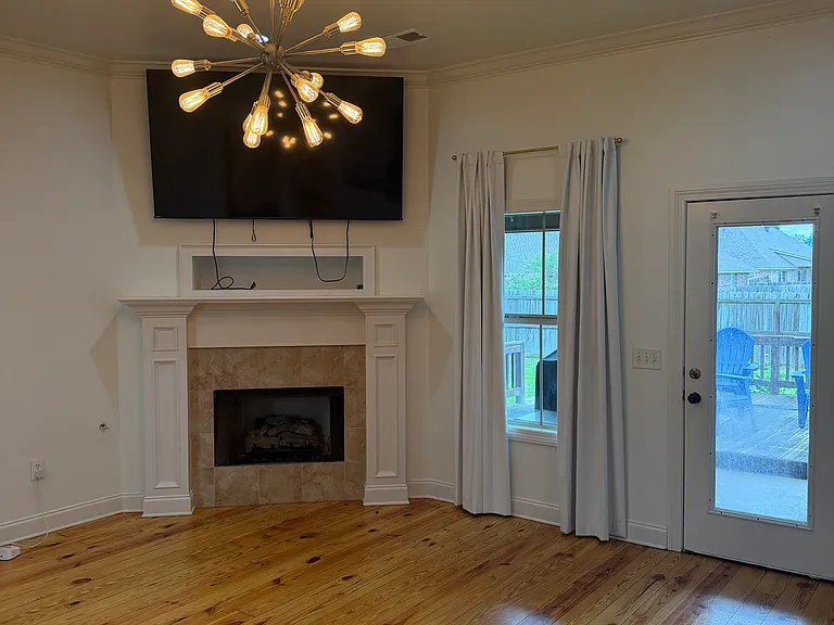 104 Millhouse Dr — Photo 1