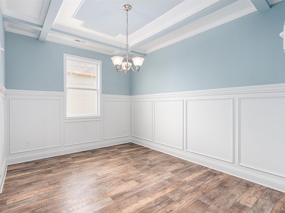 3rd image of 1288 Black Oak Cir