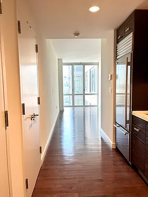 Rented by RELO REDAC INC. | media 4