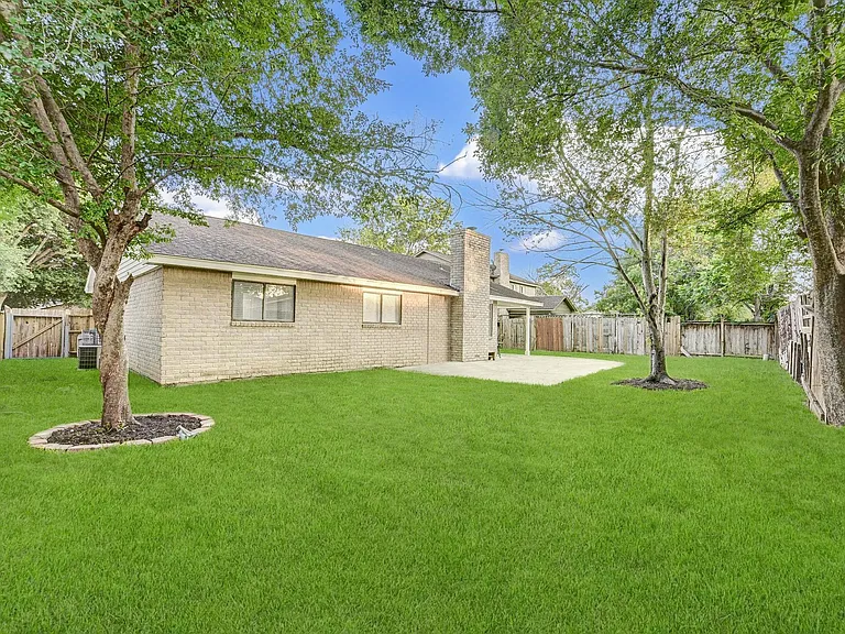 3918 Cypressdale Dr — Photo 39