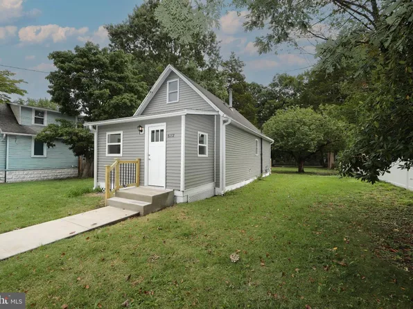 612 Oak Ave, Deptford, NJ 08096