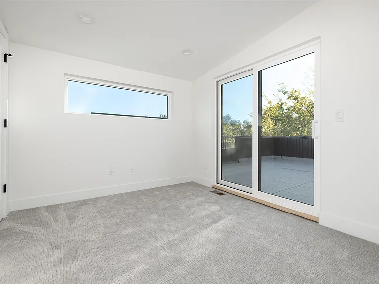 2088 Eliot St — Photo 37