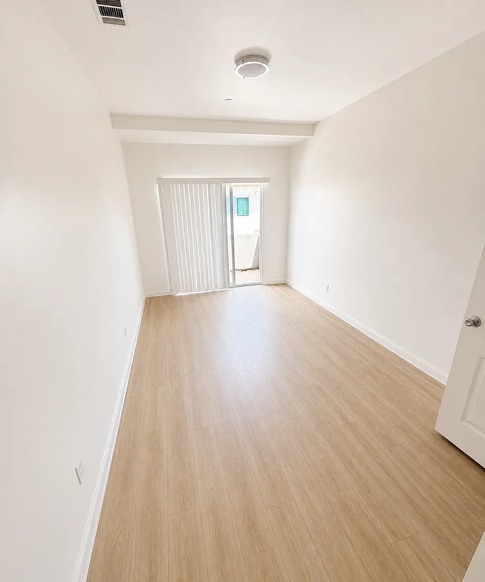 2 bed, 2.5 bath, $2,395 — Photo 4