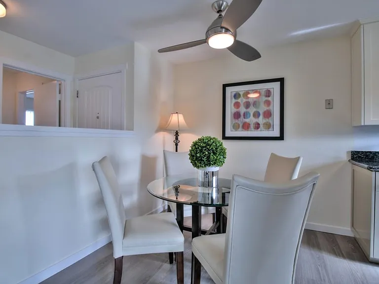 471 Acalanes Dr — Photo 5