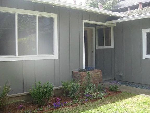 4th image of 1107 Acacia St