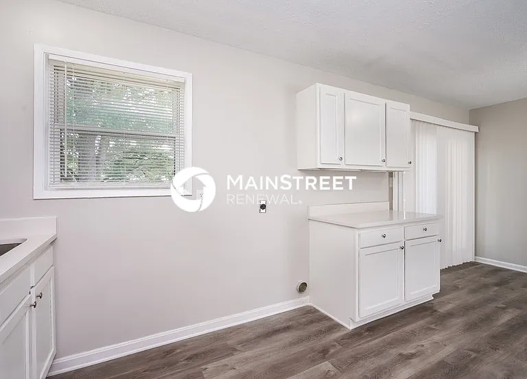 309 Downes Ln — Photo 6
