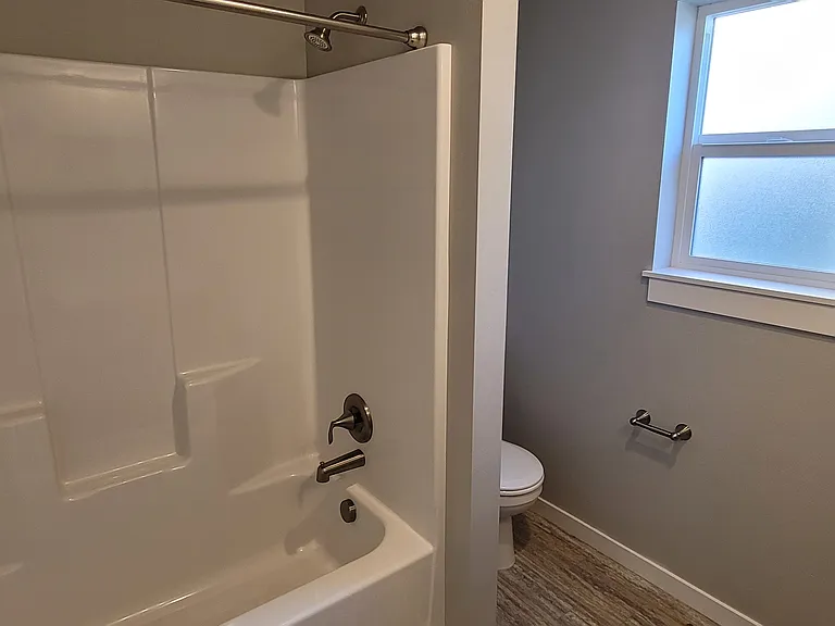 808 Foxglove Dr — Photo 8