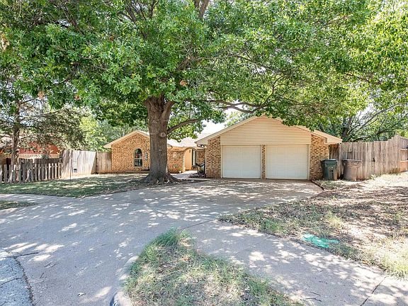 2nd image of 6 Lackland Cir