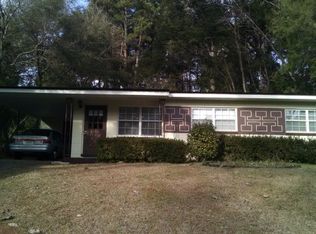3044 Noland St, Marianna, FL 32446