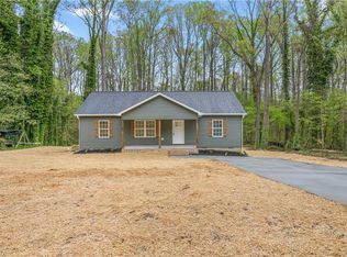 6144 Pinebrook Dr, Archdale, NC 27263