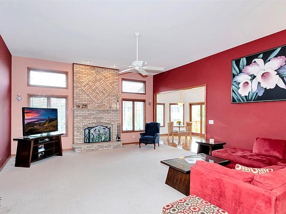 4th image of 17224 Pointe Dr