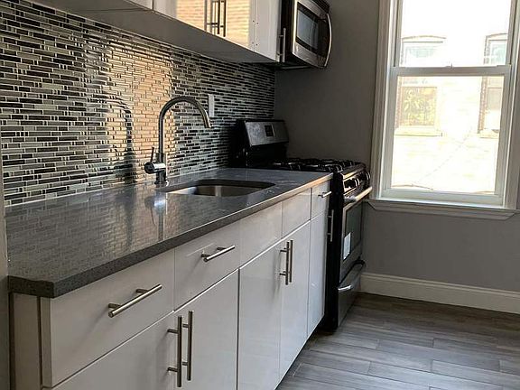 2nd image of 215 Martense St APT 3G