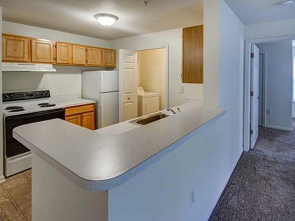 4th image of 2306 Lake Village Blvd