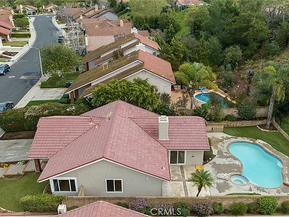 4th image of 13754 Bear Valley Rd