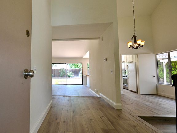 2nd image of 3027 Black Hills Ct