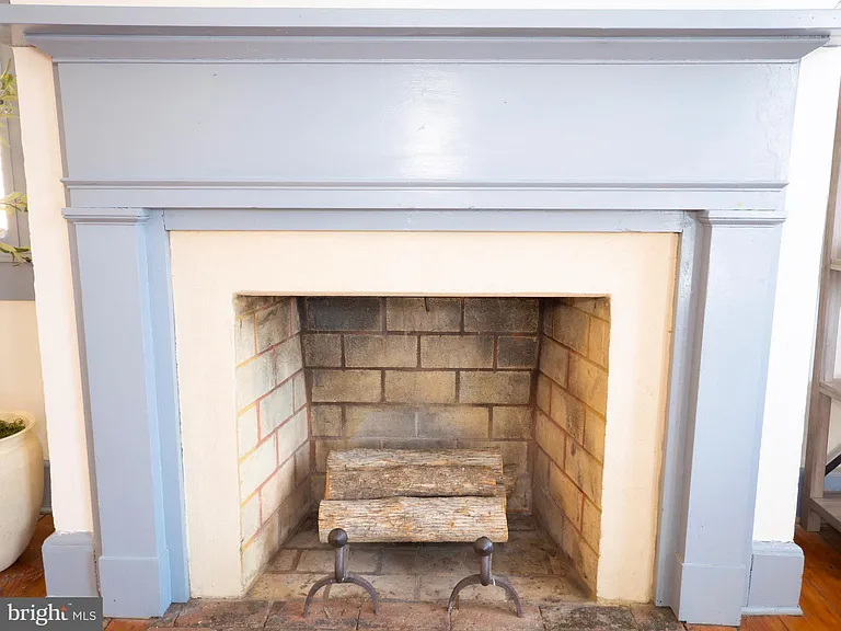 703 S Loudoun St — Photo 8