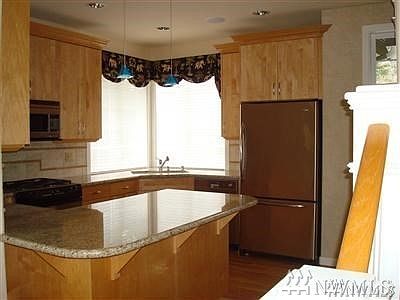 2nd image of 15716 Country Club Dr