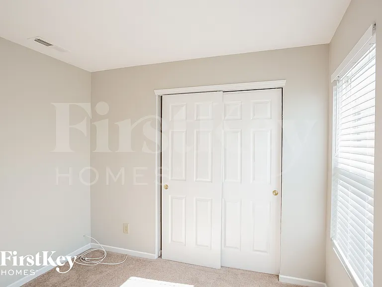 12158 E 141st St — Photo 13