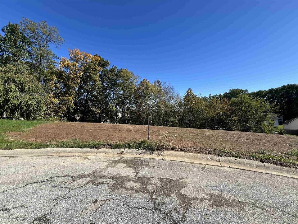 2nd image of 53128 Flowing Stream Ct