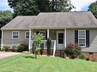 7121 Rena Mae Ln, Charlotte, NC 28227