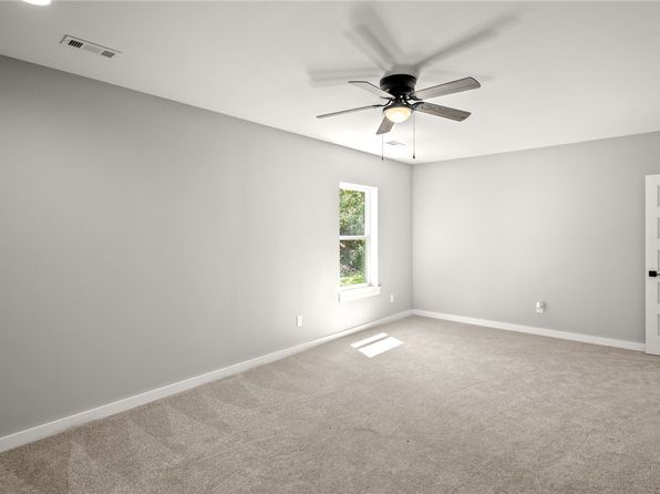 1738 Knollcrest Cir, Fayetteville, AR 72704